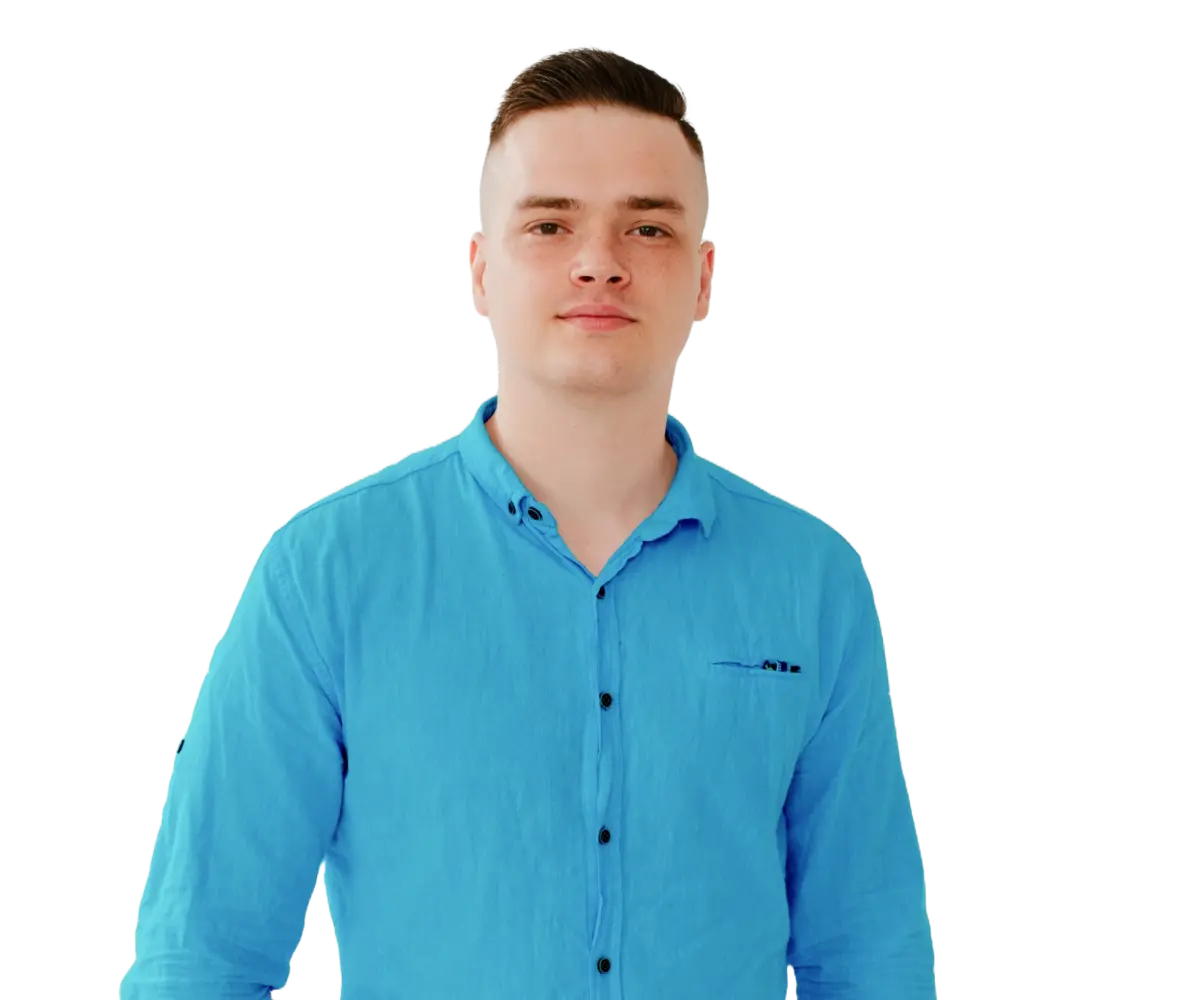 Фотография преподавателя Никита Сахаров
